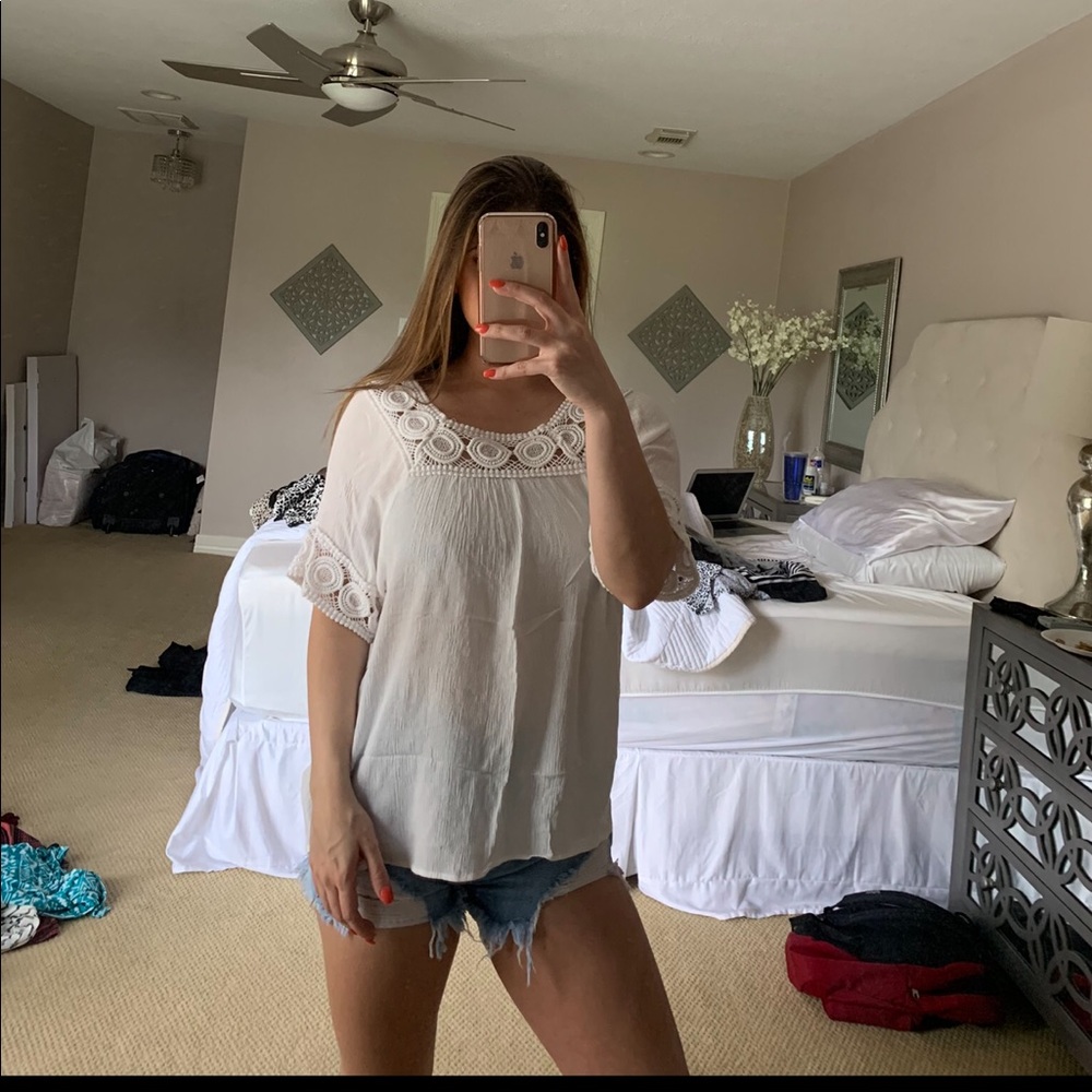 White Francesca’s flowy shirt!!
